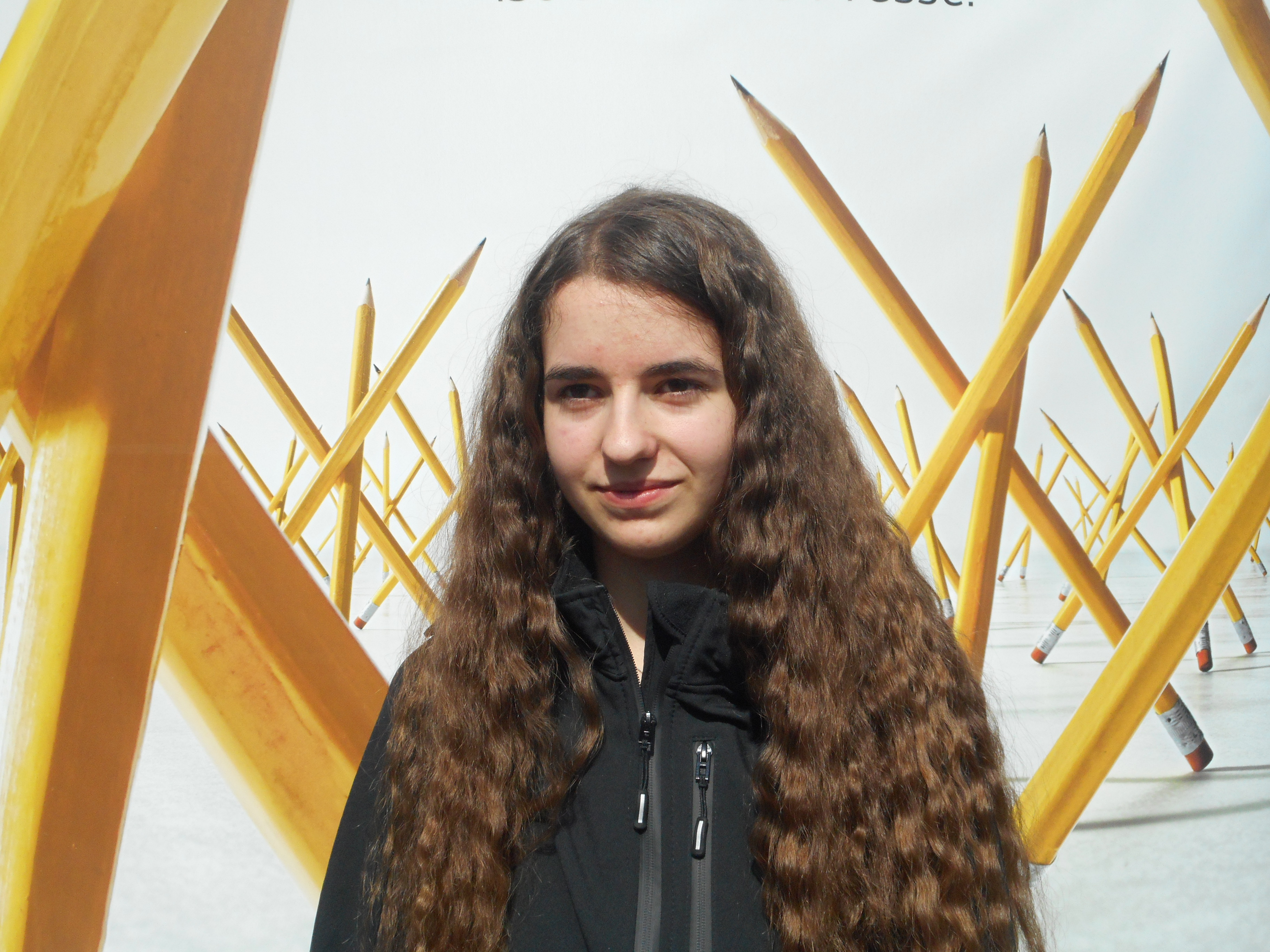 "…eine Demokratie sonst nicht funktioniert.“ – Lea Carina Maresch (15), Touristin in Berlin 